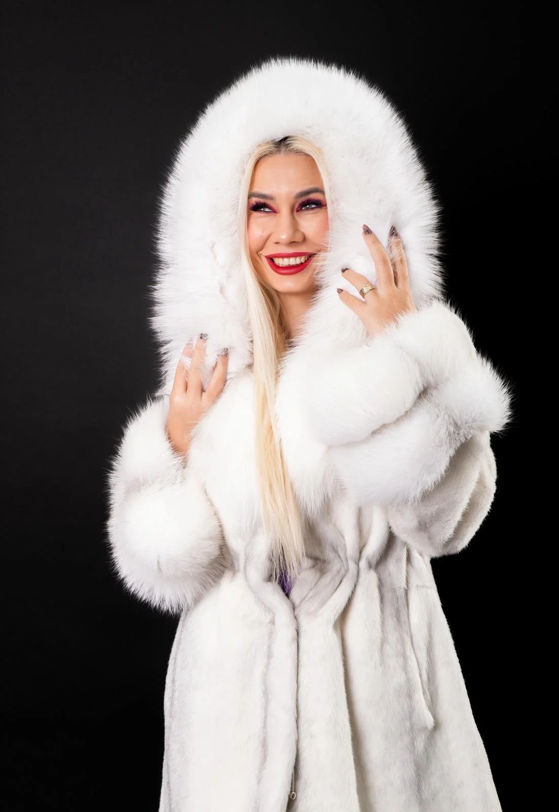 Iarnă Elegantă - Eleganță în sezonul rece Colecția Iarnă Elegantă - Eleganță în sezonul rece - Mady Boutique Timișoara